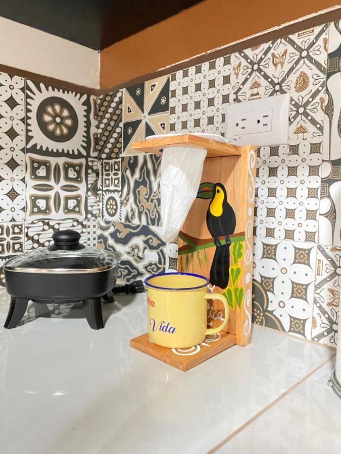 Pura Vida Apartment. 5 Min From Airport Alajuela Luaran gambar