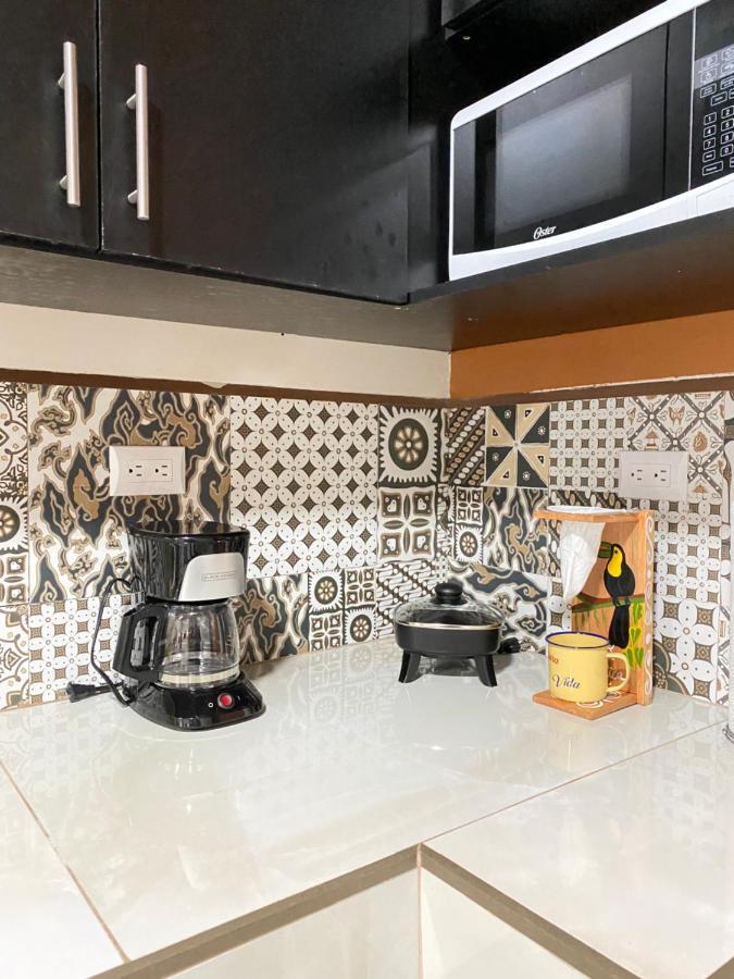 Pura Vida Apartment. 5 Min From Airport Alajuela Luaran gambar